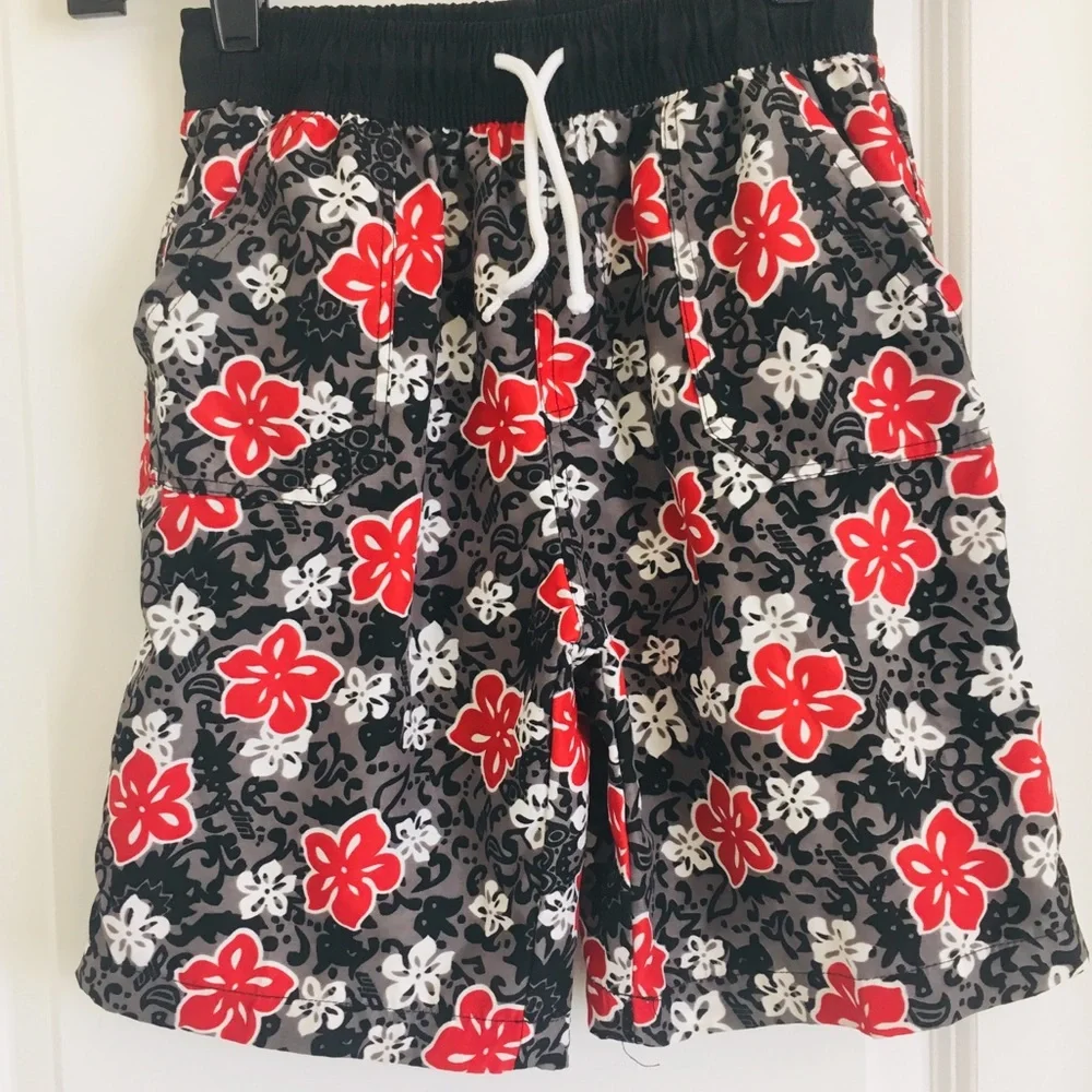 Rs Surf boy’s black red floral swimming trunks size 6